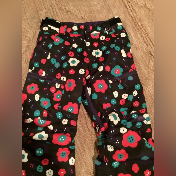 NWOT BURTON GIRLS ELITE CARGO FLORAL DESIGN SNOW PANTS SZ. XS - Picture 8 of 13